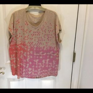 🌺Final Price🌺 2X T-Shirt, Tan Rose & Salmon